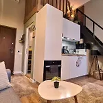 Downtown Studio-loft Apartment *